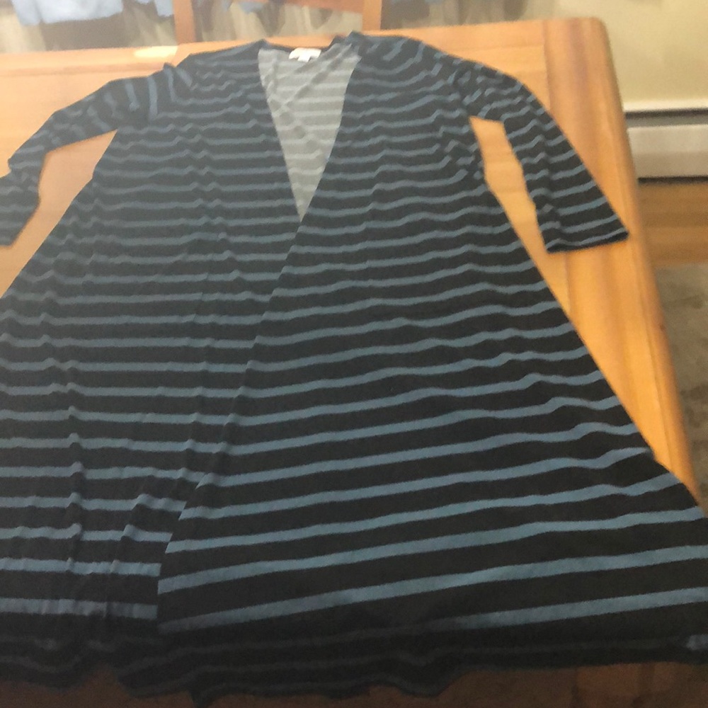 LuLaRoe Sarah Duster Womens Size Medium slate blue and black